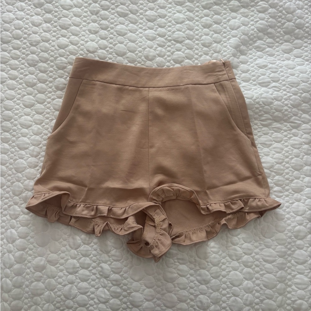 Women's Tan Ruffle Hem Shorts